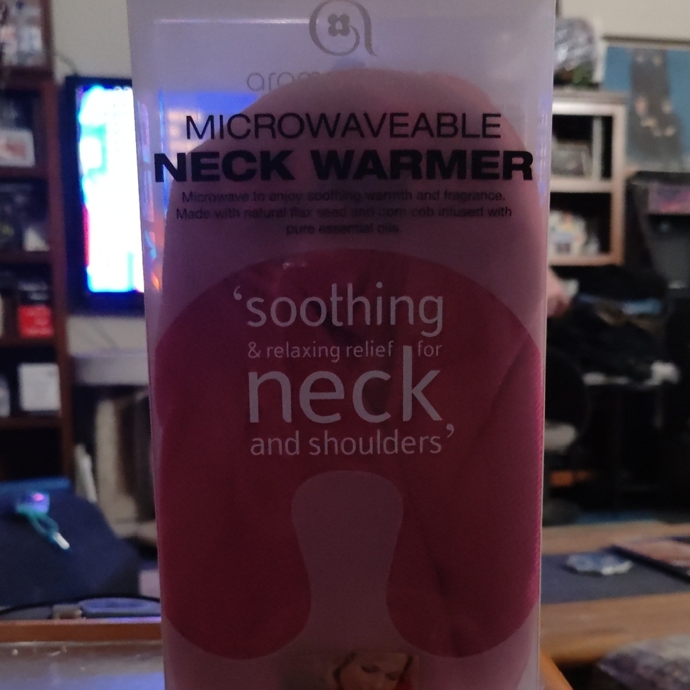 🎊Aroma Home Pink Neck Warmer